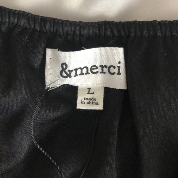 &merci sheer sleeve Pom dot ruffle bottom dress - Picture 3 of 6